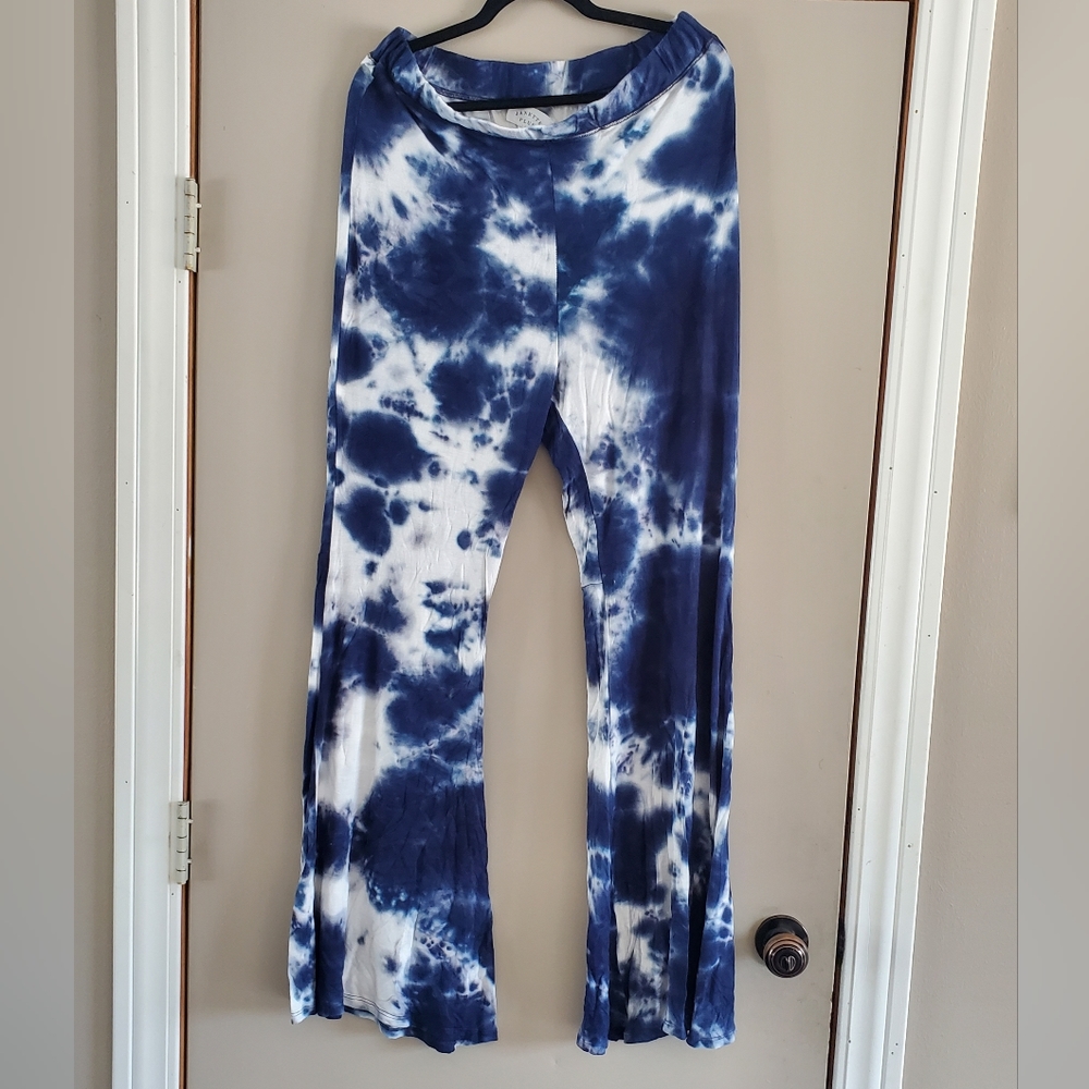 Janette plus flair stretch pants